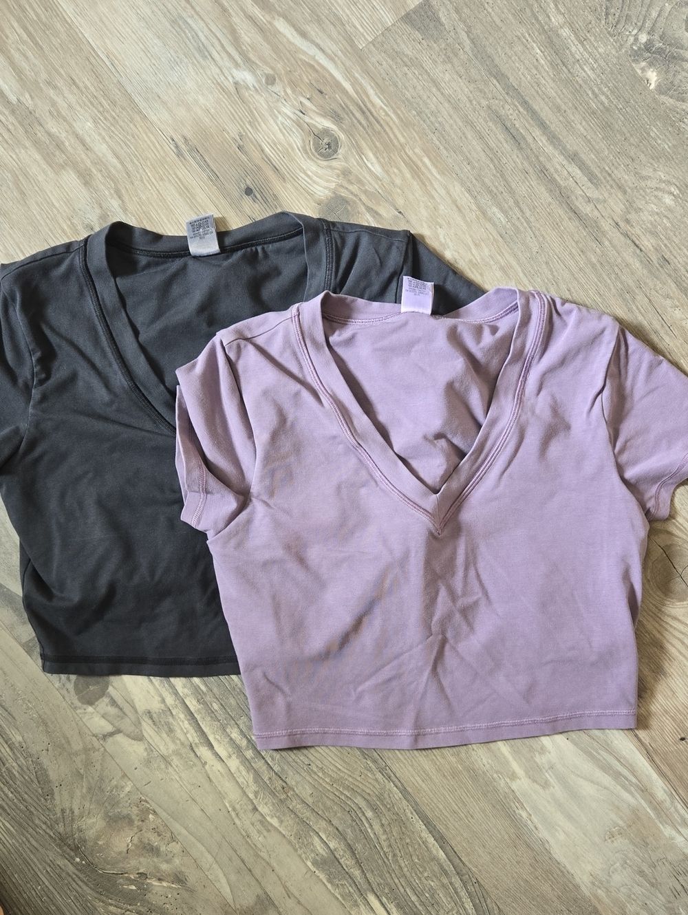Victoria's Secret Lavender and Charcoal V-Neck Cropped Tee Duo